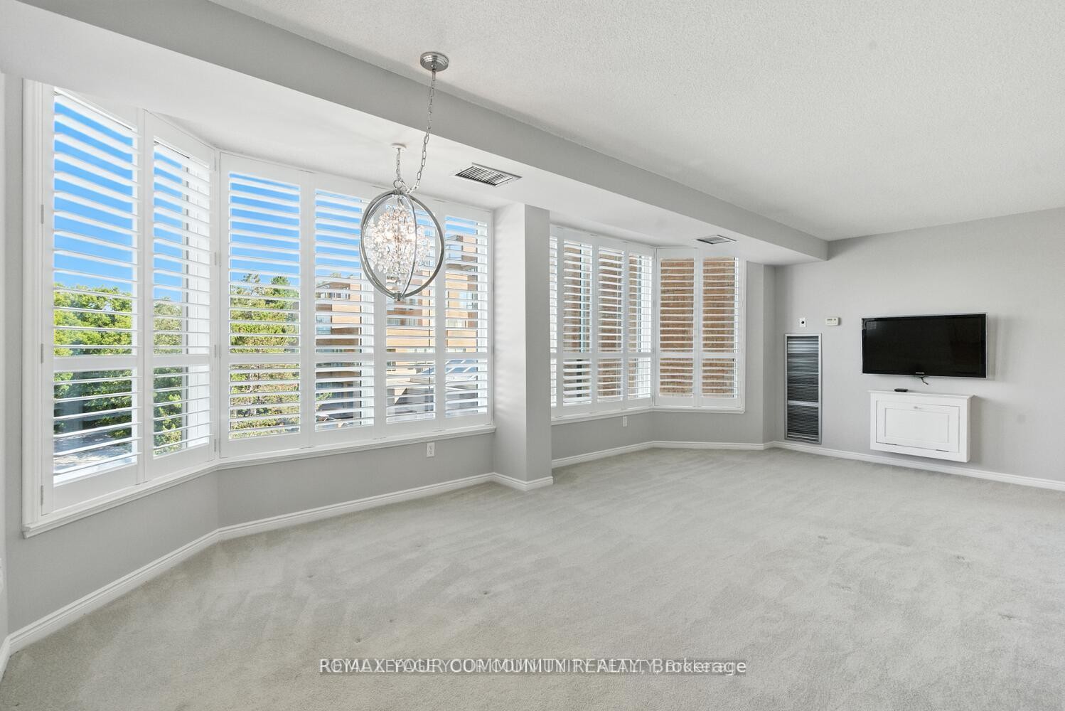 









14924


Yonge

Street, 305,
Aurora,




ON
L4G 6H7

