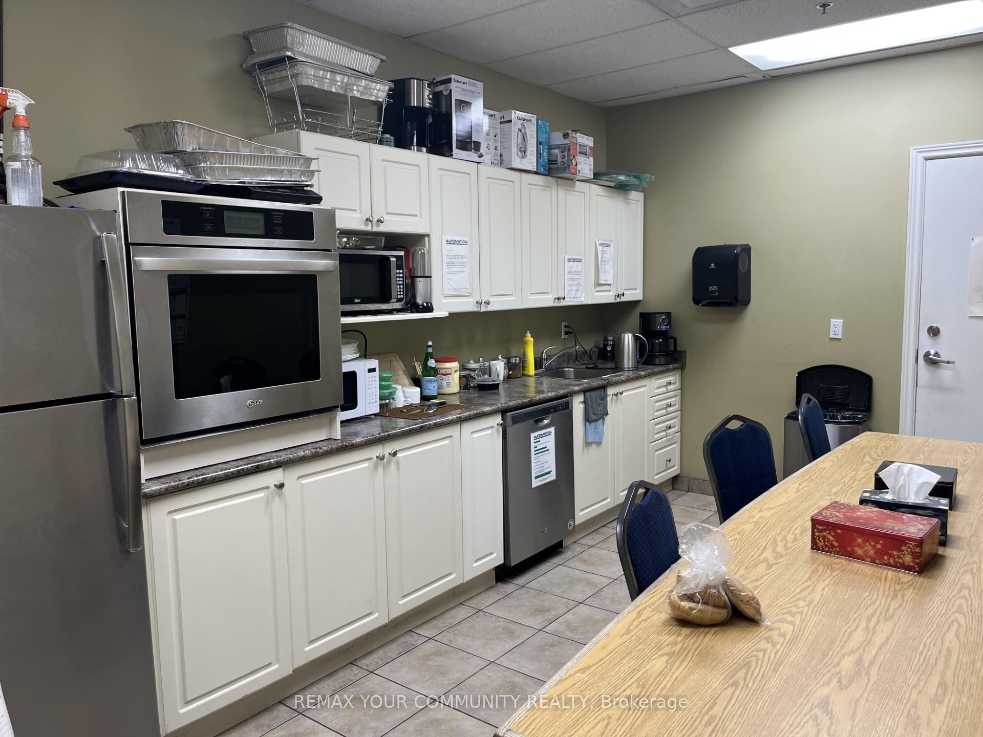 









7550


Highway 27

N/A, 3 & 4,
Vaughan,




ON
L4H 0S2

