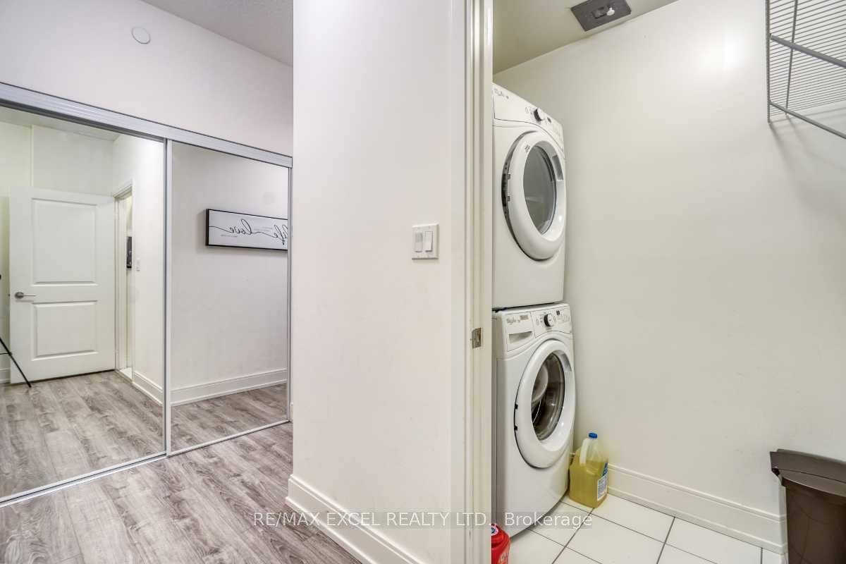 









9608


Yonge

Street, 202A,
Richmond Hill,




ON
L4C 0X4

