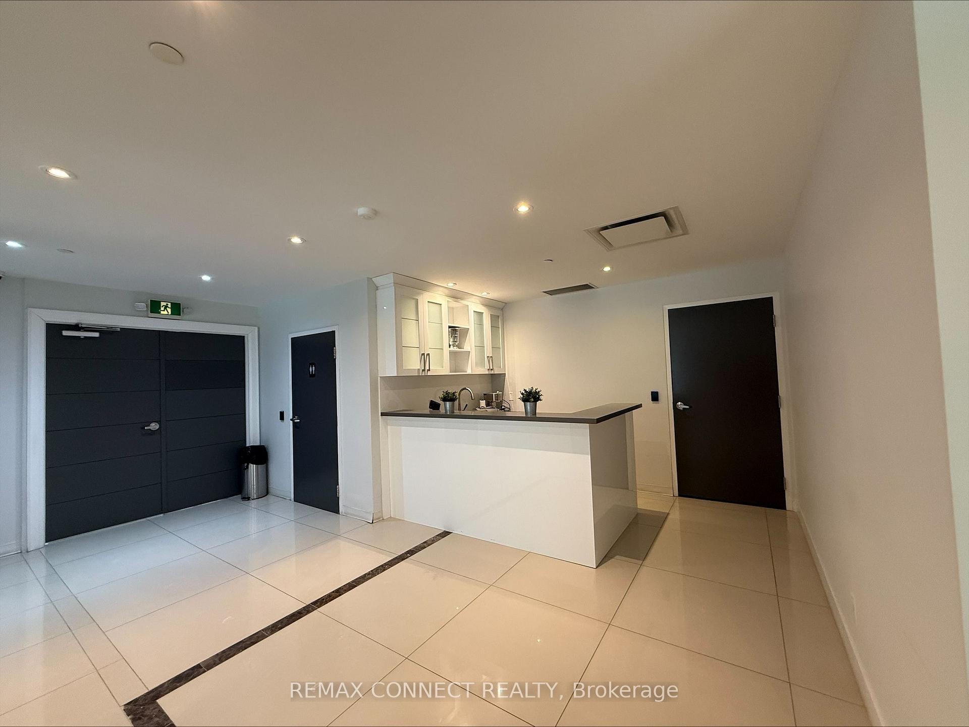 









290


Caldari

Road, 4,
Vaughan,




ON
L4K 4J4

