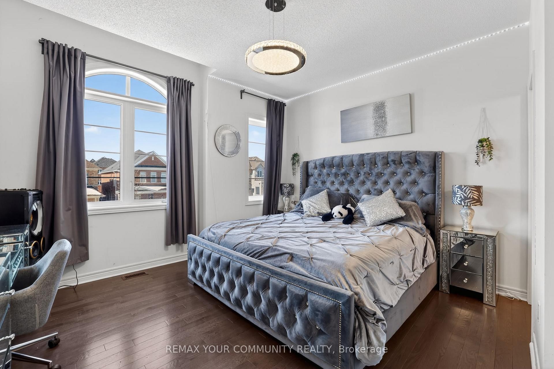 









31


Tay

Boulevard,
Bradford West Gwillimbury,




ON
L3Z 0W5

