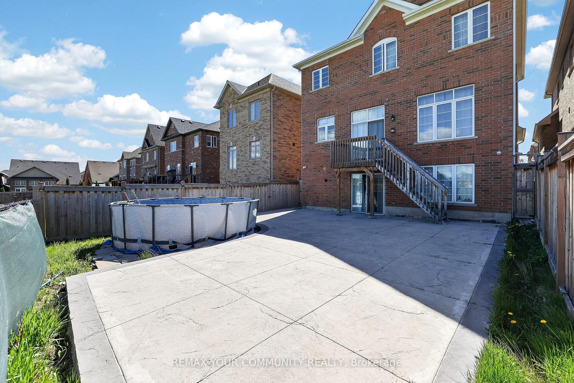 









31


Tay

Boulevard,
Bradford West Gwillimbury,




ON
L3Z 0W5

