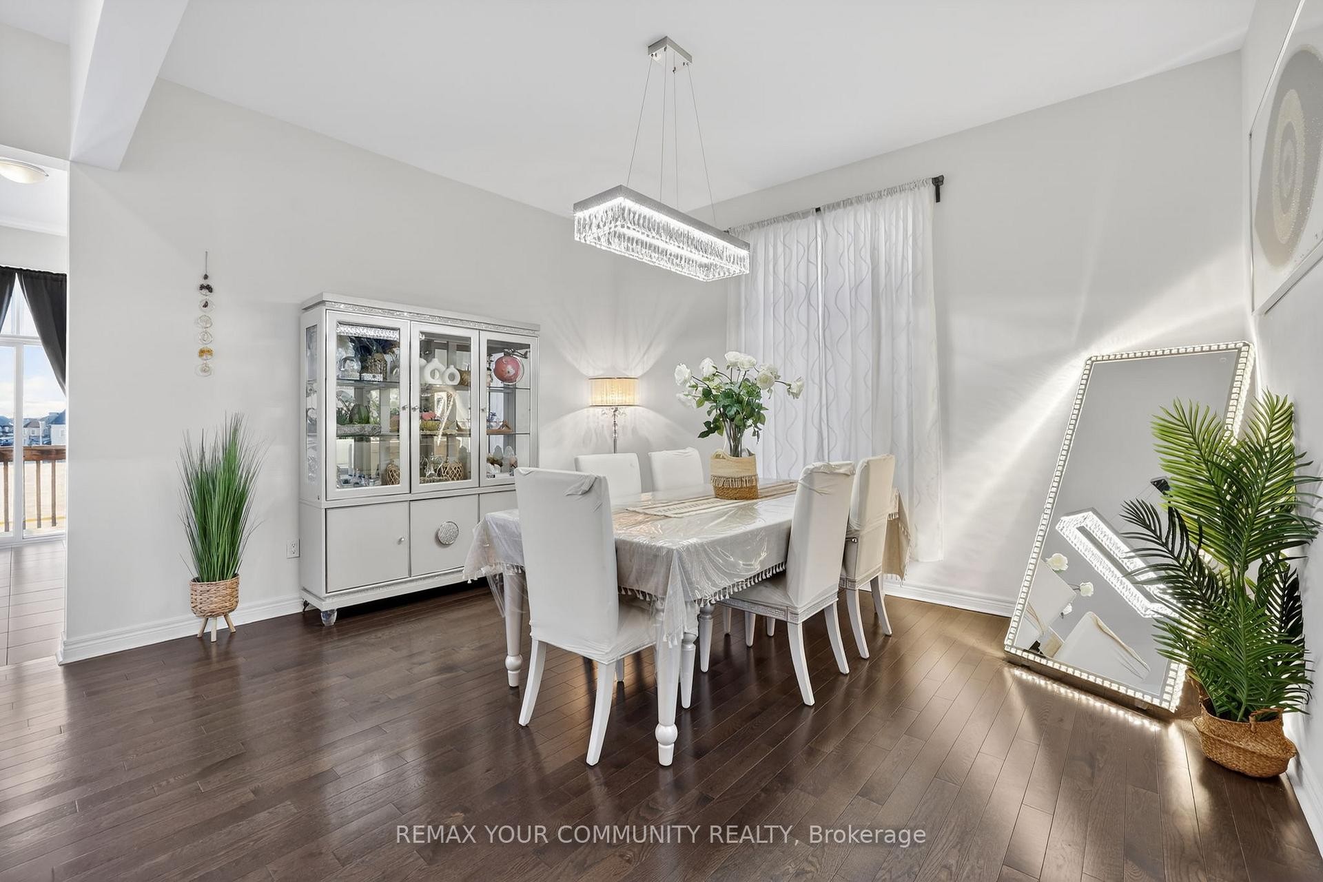









31


Tay

Boulevard,
Bradford West Gwillimbury,




ON
L3Z 0W5

