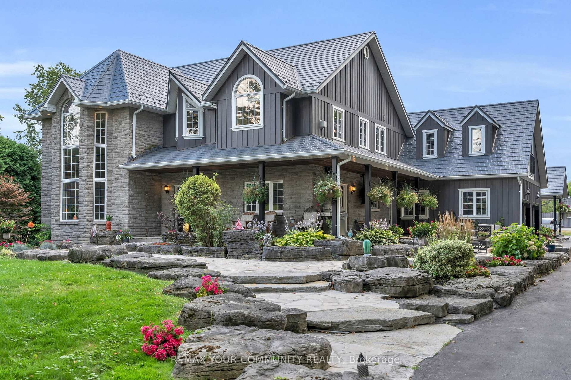 









515


Lake

Drive East,
Georgina,




ON
L0E 1S0

