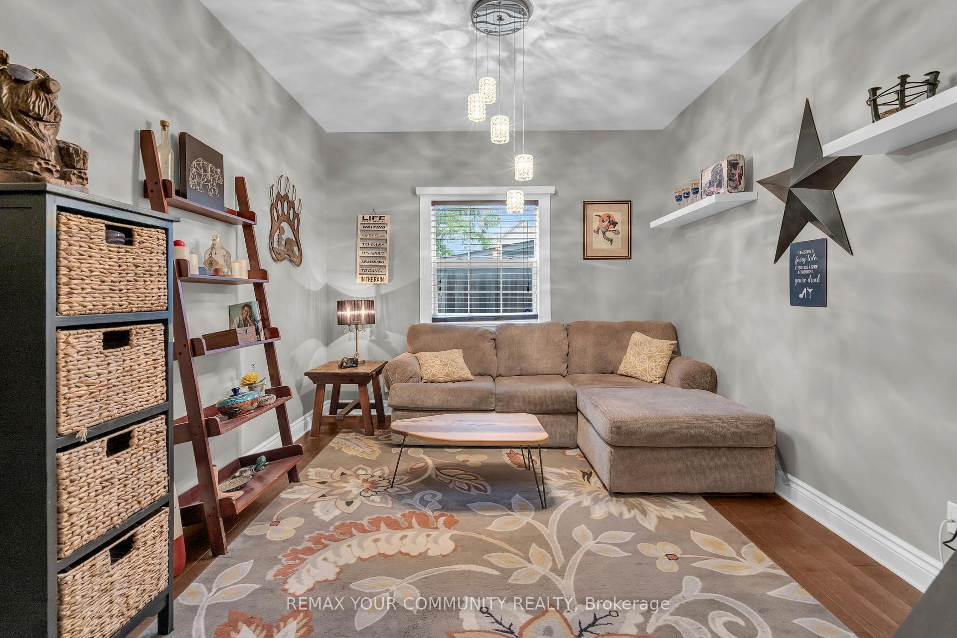 









515


Lake

Drive East,
Georgina,




ON
L0E 1S0

