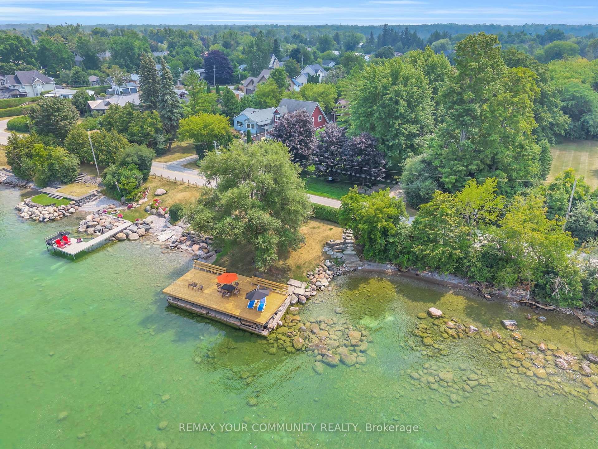









515


Lake

Drive East,
Georgina,




ON
L0E 1S0

