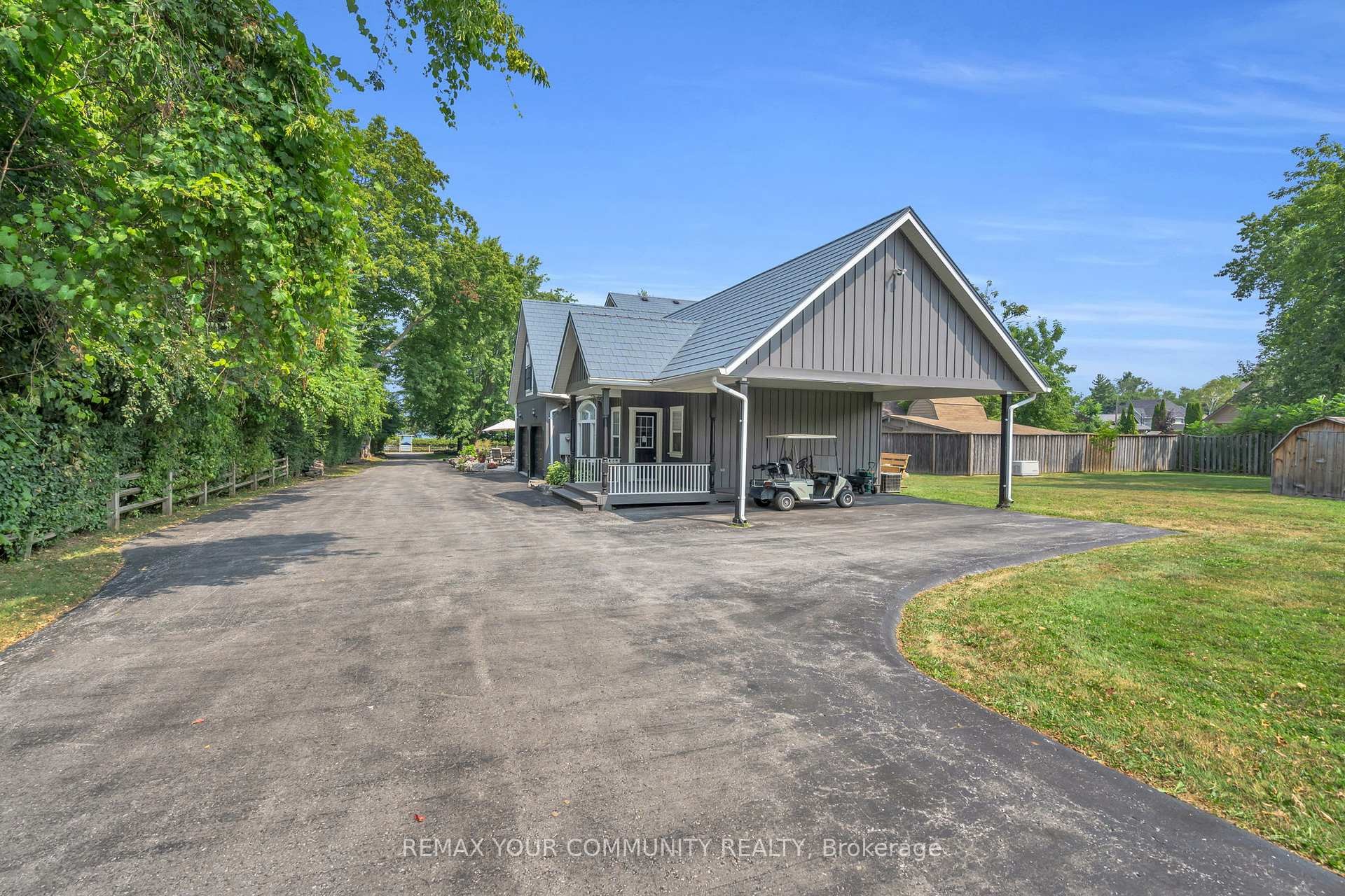 









515


Lake

Drive East,
Georgina,




ON
L0E 1S0

