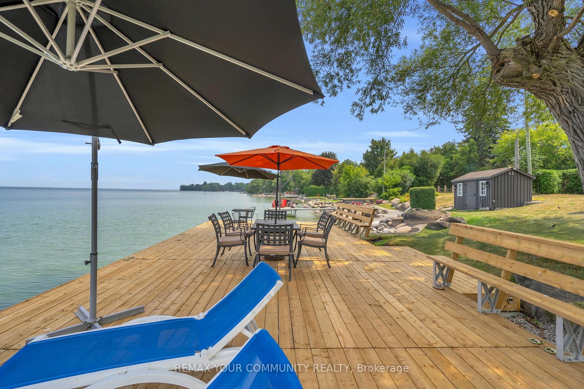 









515


Lake

Drive East,
Georgina,




ON
L0E 1S0

