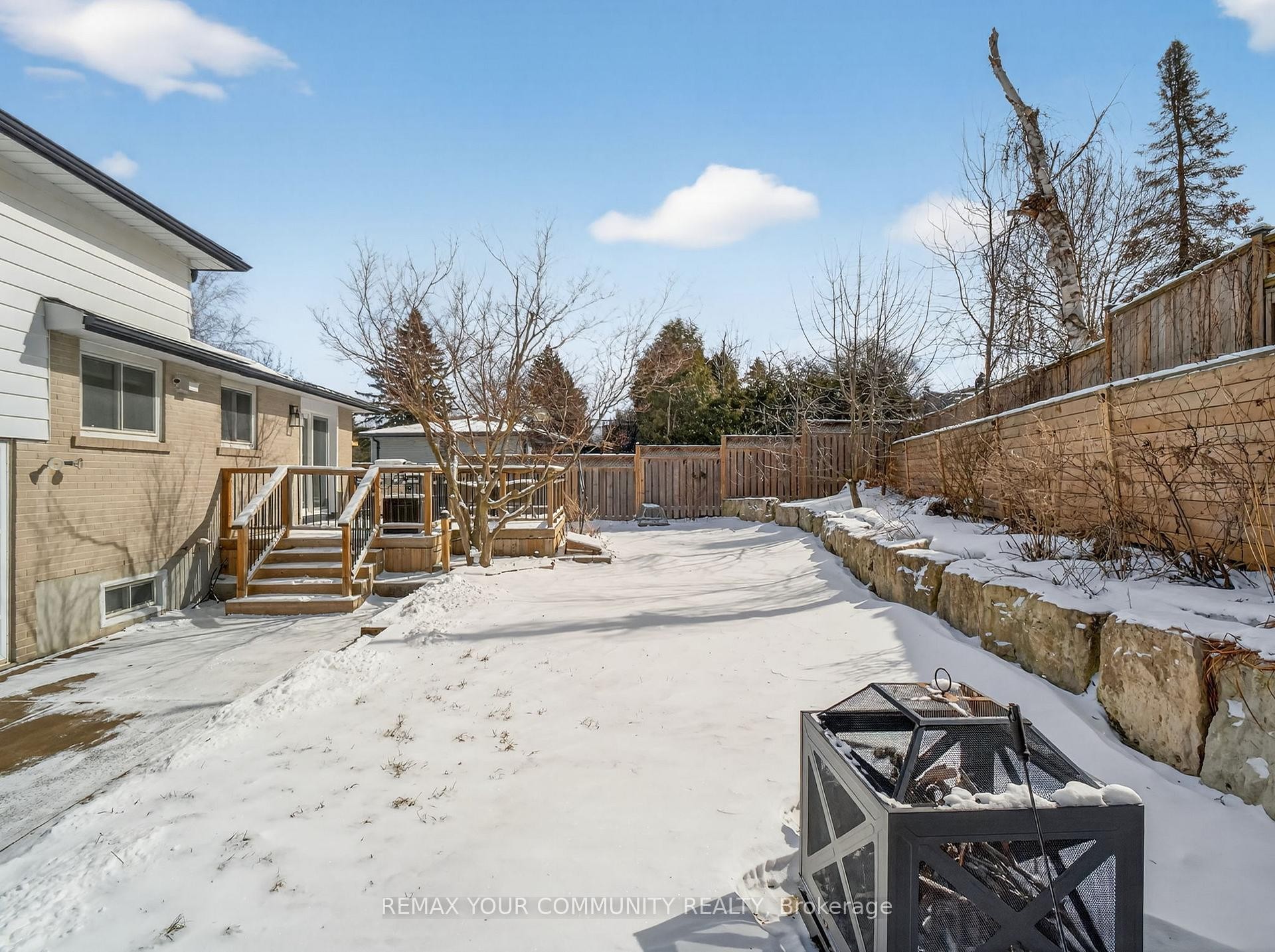 









107


Orchard Heights

N/A,
Aurora,




ON
L4G 2Z8

