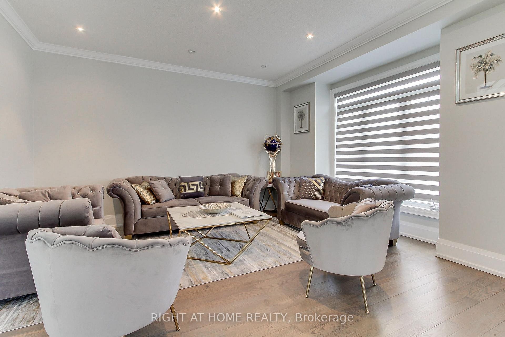 









109


Vipond

Way,
Bradford West Gwillimbury,




ON
L3Z 0G5

