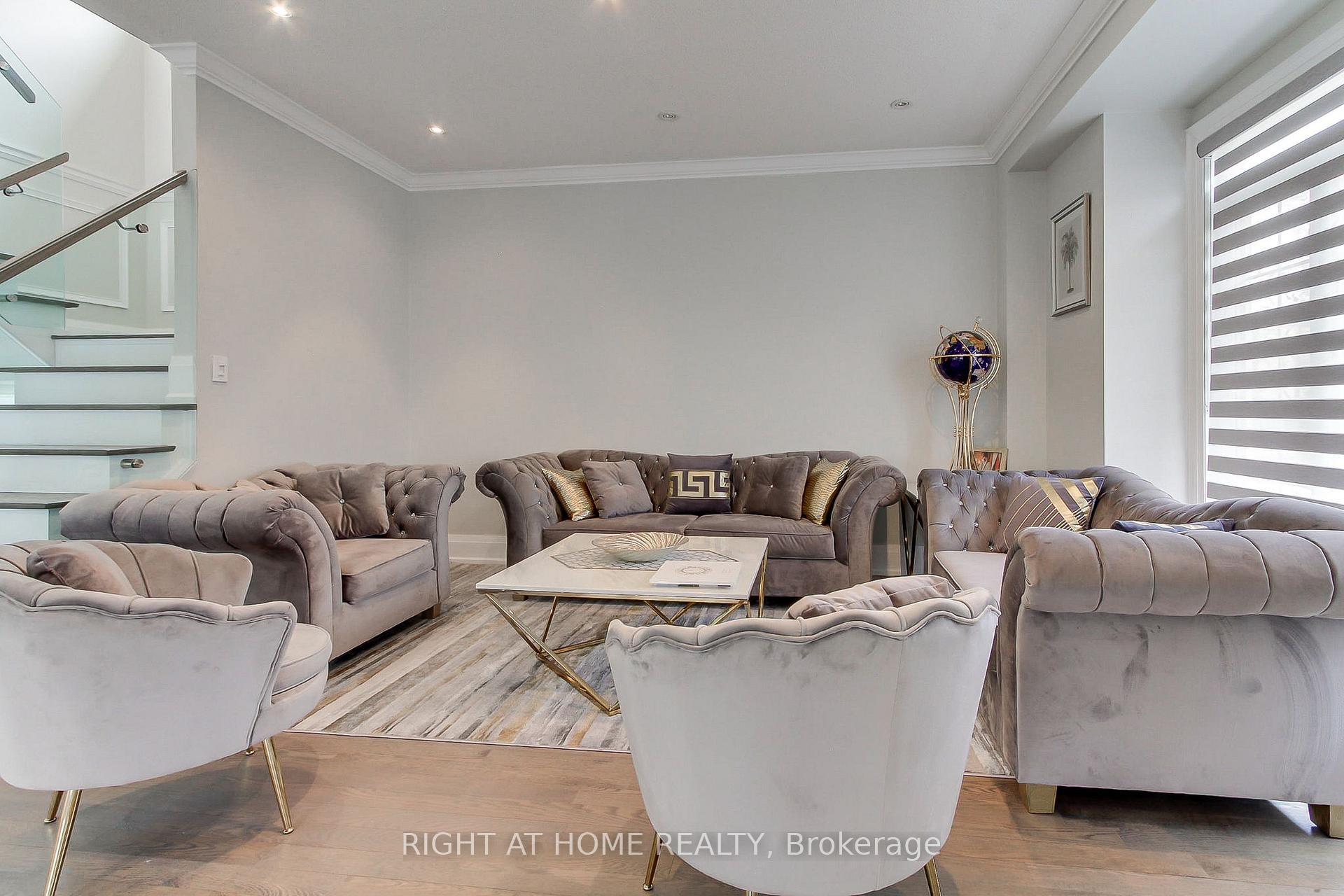 









109


Vipond

Way,
Bradford West Gwillimbury,




ON
L3Z 0G5


