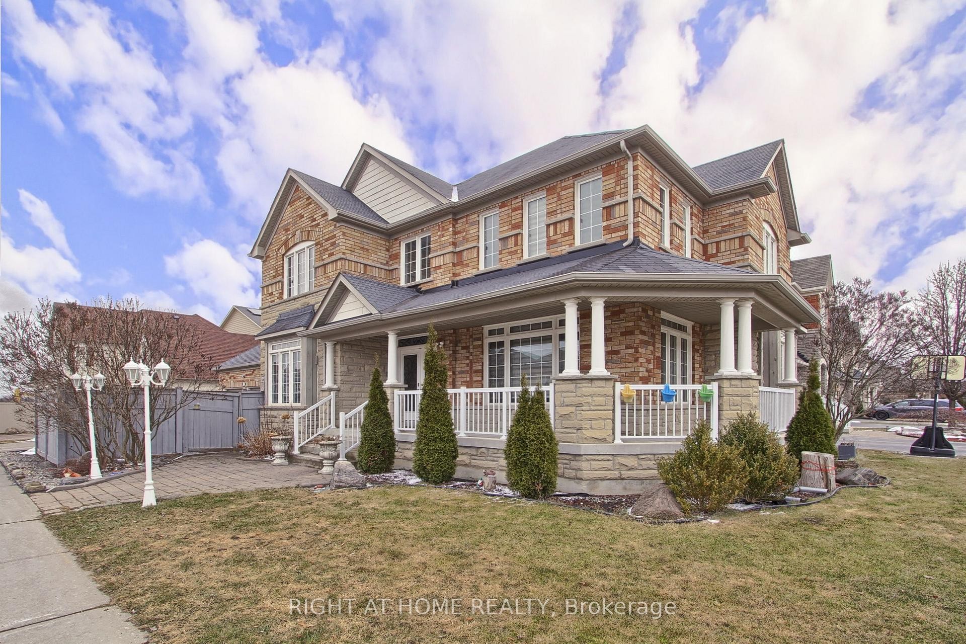 









109


Vipond

Way,
Bradford West Gwillimbury,




ON
L3Z 0G5

