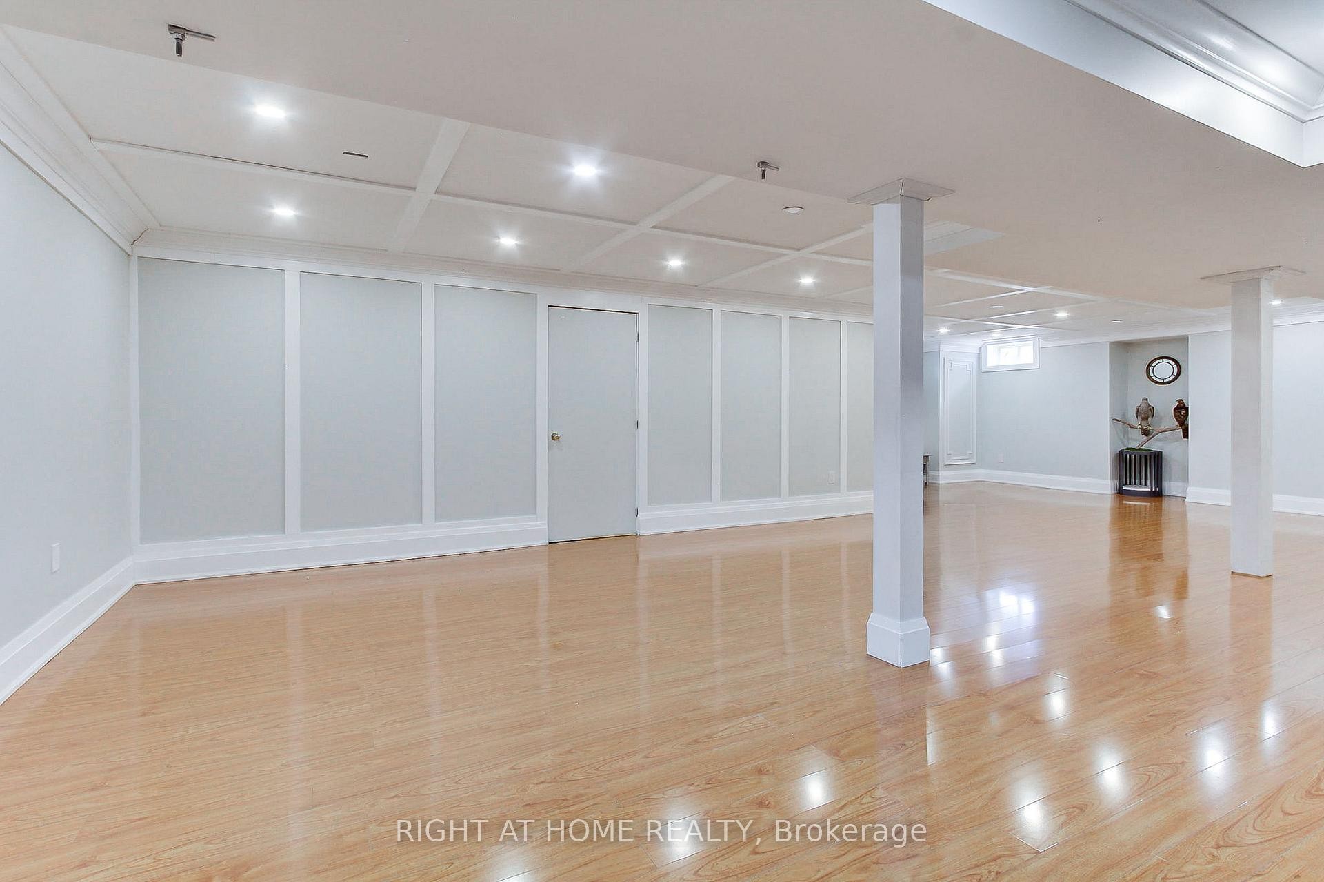 









109


Vipond

Way,
Bradford West Gwillimbury,




ON
L3Z 0G5

