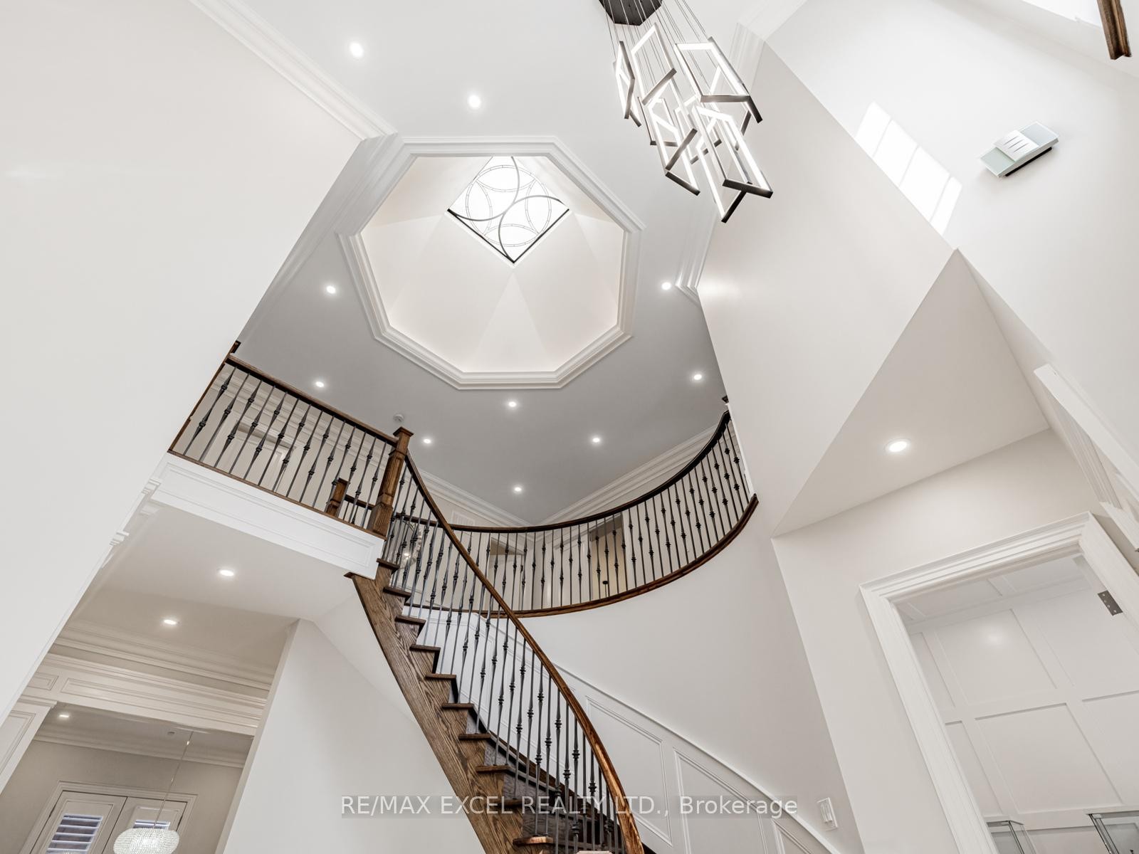 









134


Spruce

Avenue,
Richmond Hill,




ON
L4C 6W1

