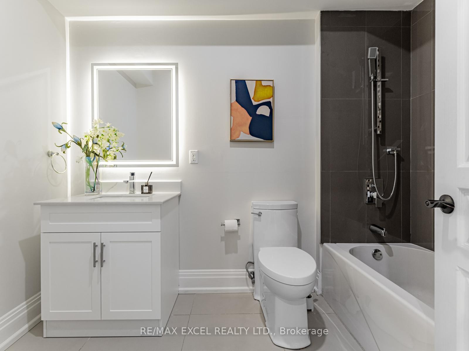 









134


Spruce

Avenue,
Richmond Hill,




ON
L4C 6W1

