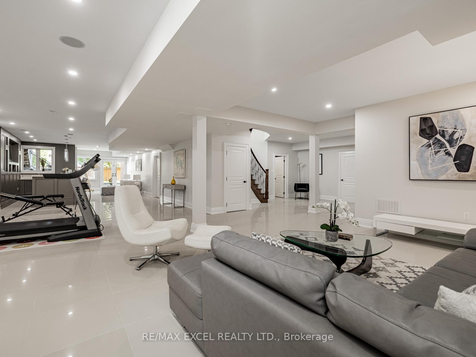 









134


Spruce

Avenue,
Richmond Hill,




ON
L4C 6W1

