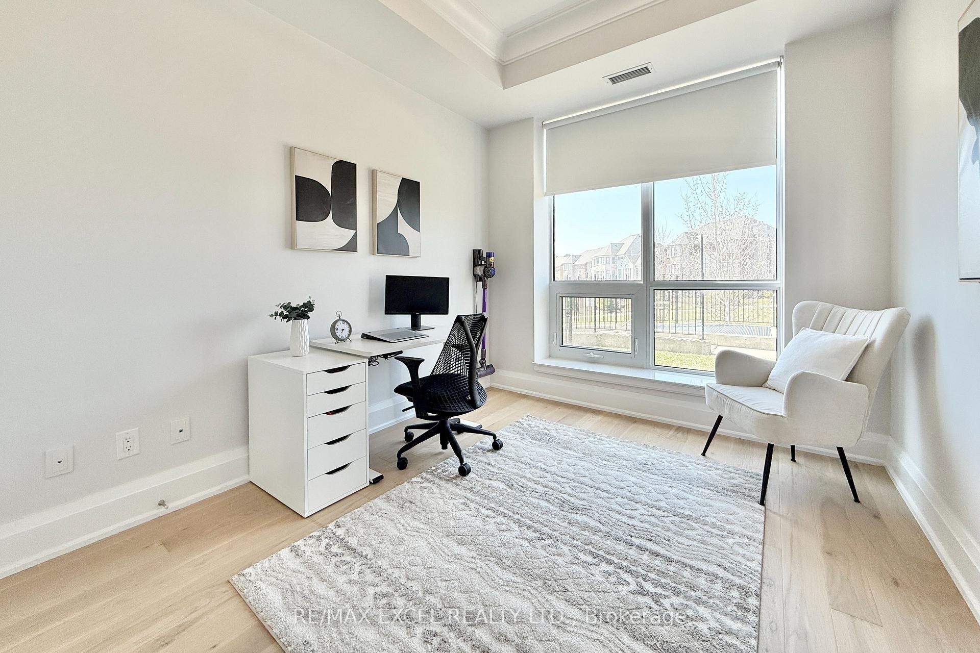 









9


Stollery Pond

Crescent, 208,
Markham,




ON
L6C 1K4

