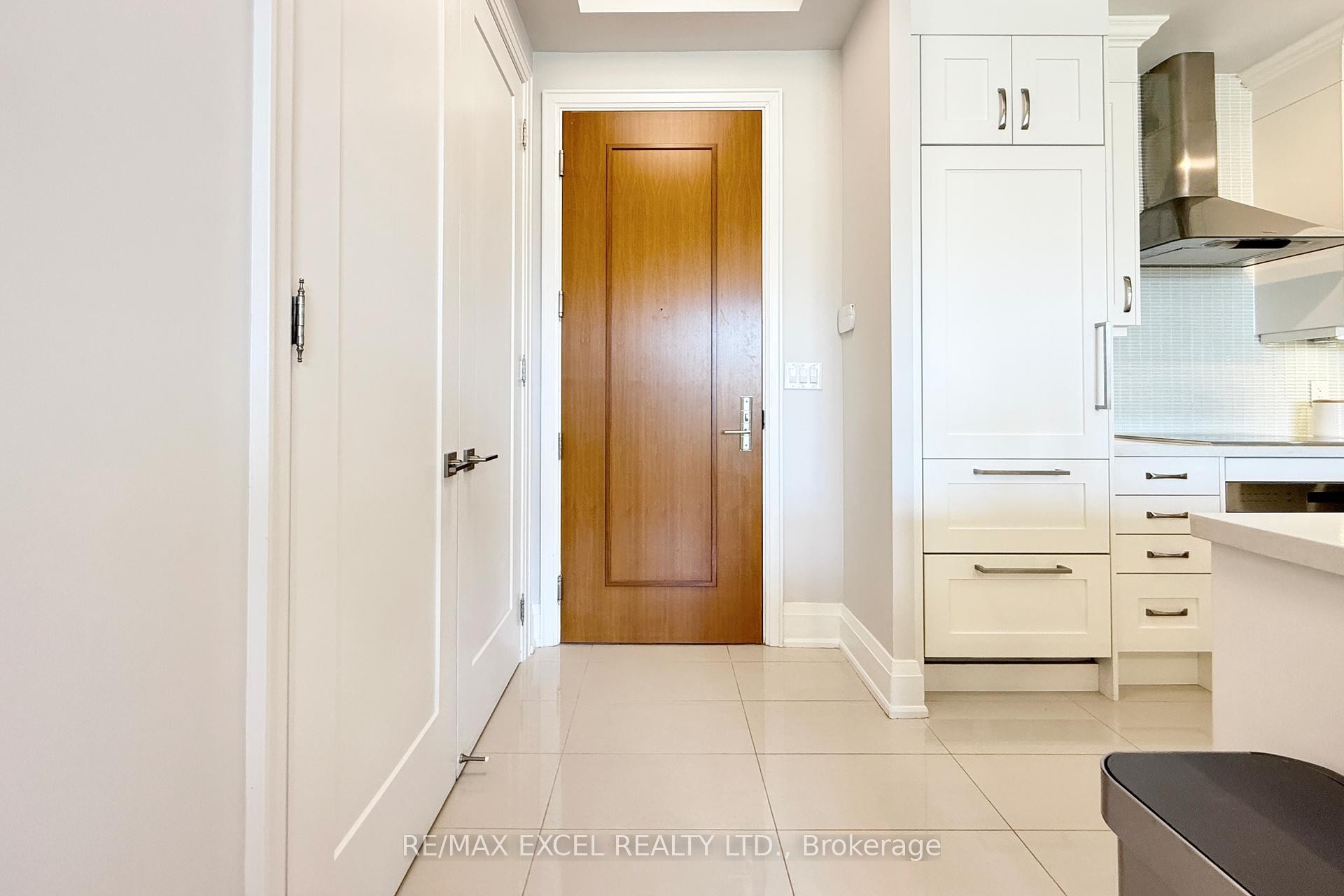 









9


Stollery Pond

Crescent, 208,
Markham,




ON
L6C 1K4

