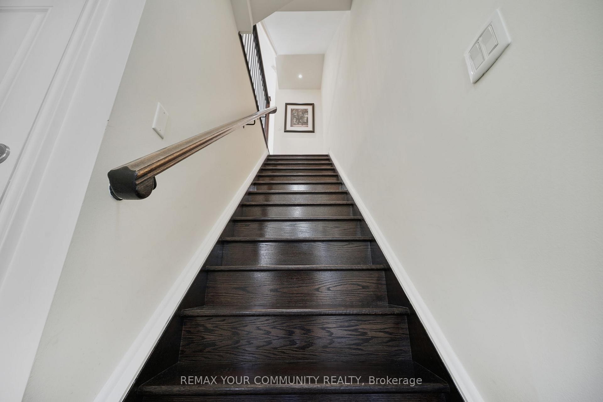 









16


Agar

Lane,
Vaughan,




ON
L4L 0C5

