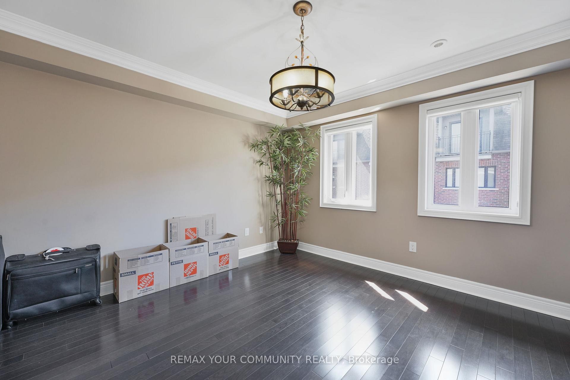 









16


Agar

Lane,
Vaughan,




ON
L4L 0C5

