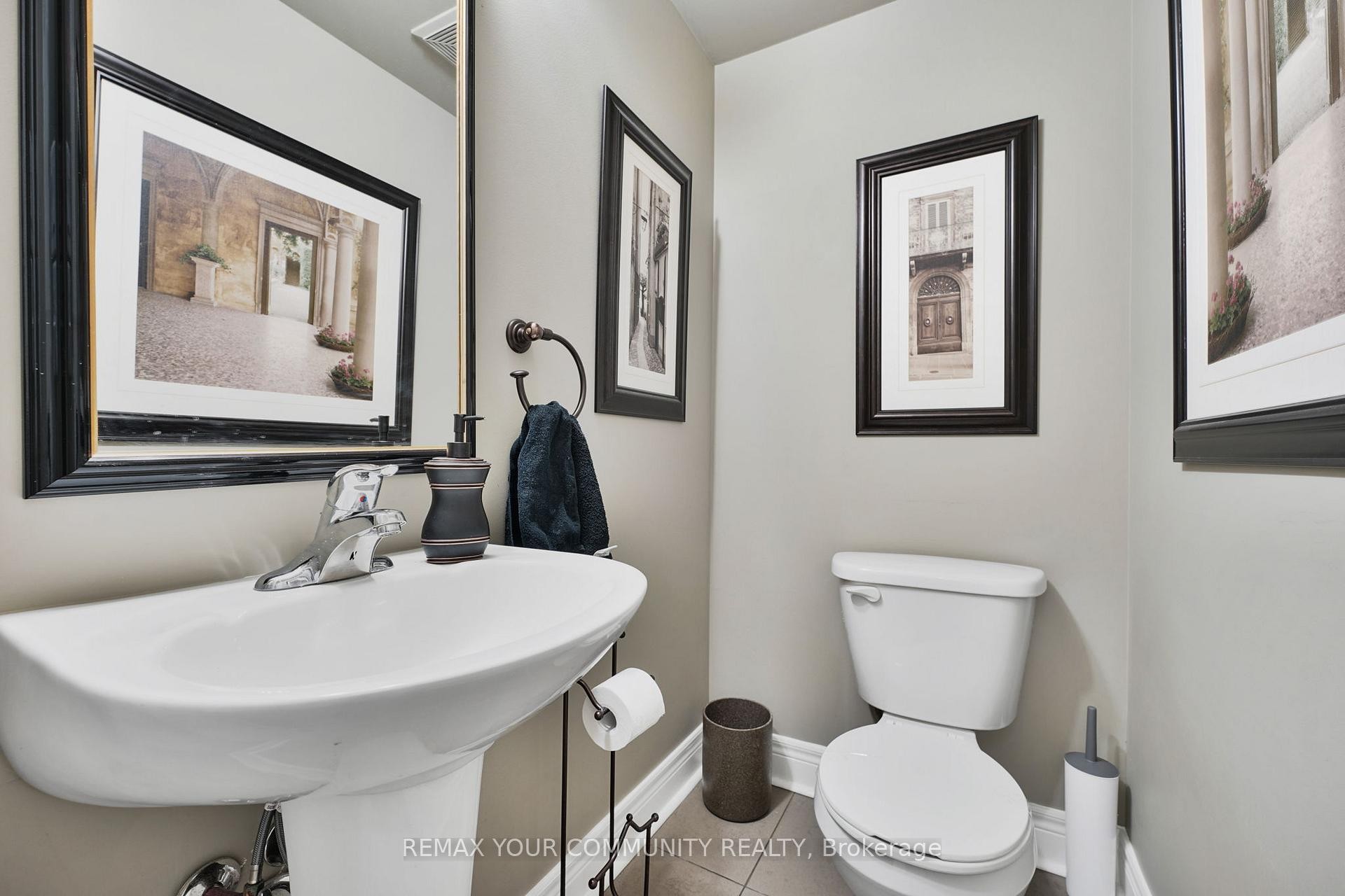









16


Agar

Lane,
Vaughan,




ON
L4L 0C5

