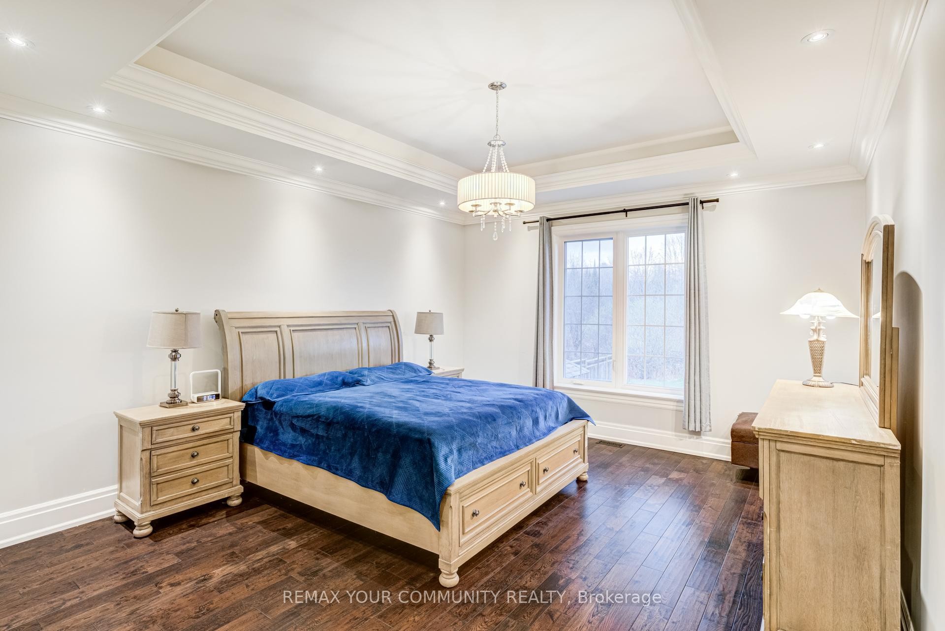









20111


Bathurst

Street East,
East Gwillimbury,




ON
L9N 1N3

