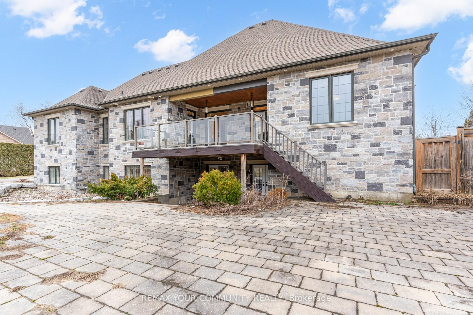 









20111


Bathurst

Street East,
East Gwillimbury,




ON
L9N 1N3

