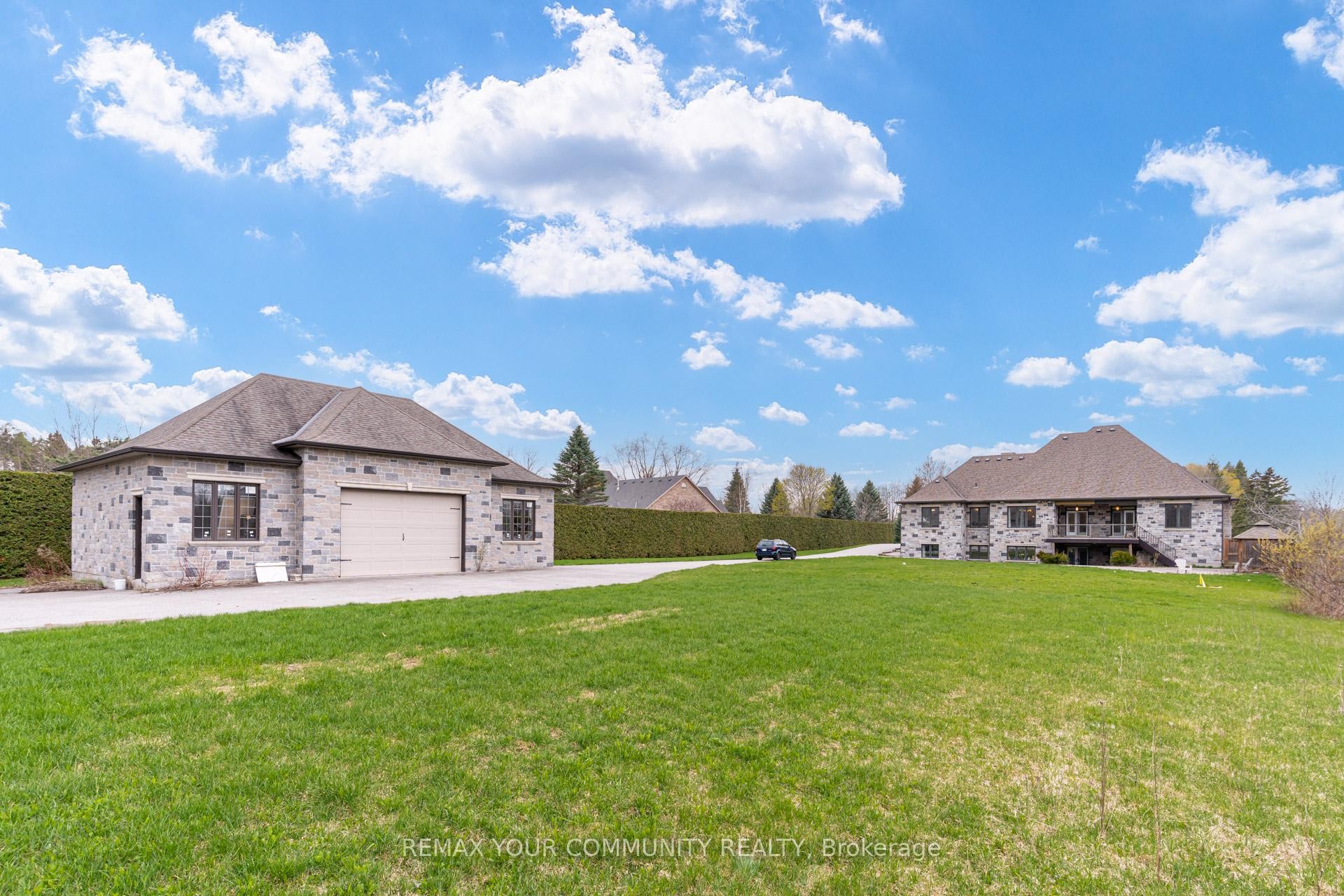 









20111


Bathurst

Street East,
East Gwillimbury,




ON
L9N 1N3

