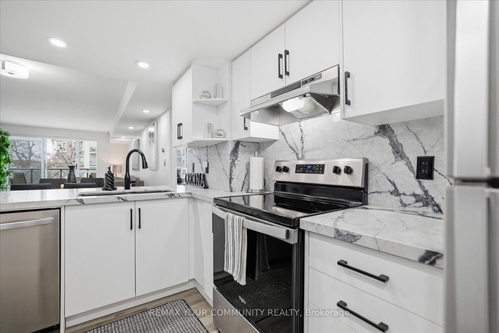 









121


Woodbridge

Avenue, 313,
Vaughan,




ON
L4L 9E3

