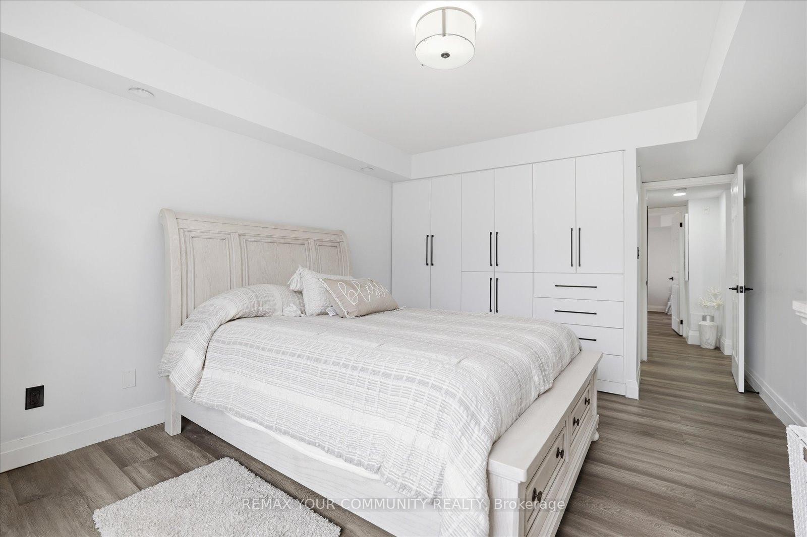 









121


Woodbridge

Avenue, 313,
Vaughan,




ON
L4L 9E3

