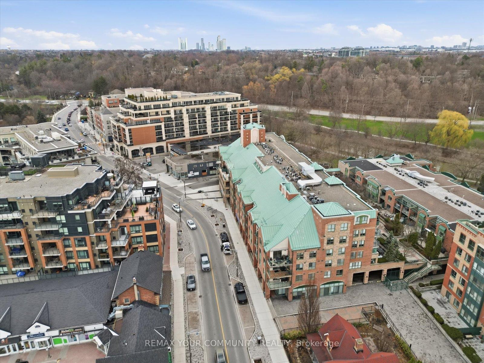 









121


Woodbridge

Avenue, 313,
Vaughan,




ON
L4L 9E3

