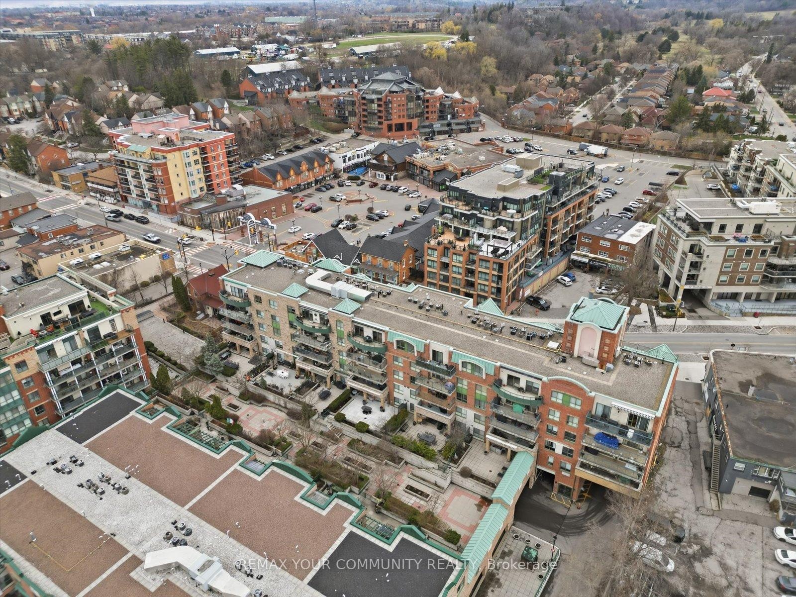 









121


Woodbridge

Avenue, 313,
Vaughan,




ON
L4L 9E3

