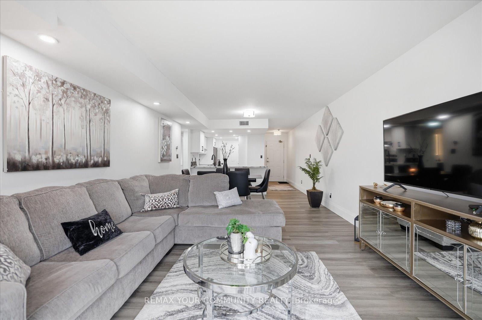 









121


Woodbridge

Avenue, 313,
Vaughan,




ON
L4L 9E3

