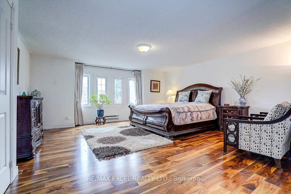 









10


Brookshill

Crescent,
Richmond Hill,




ON
L4B 3J1

