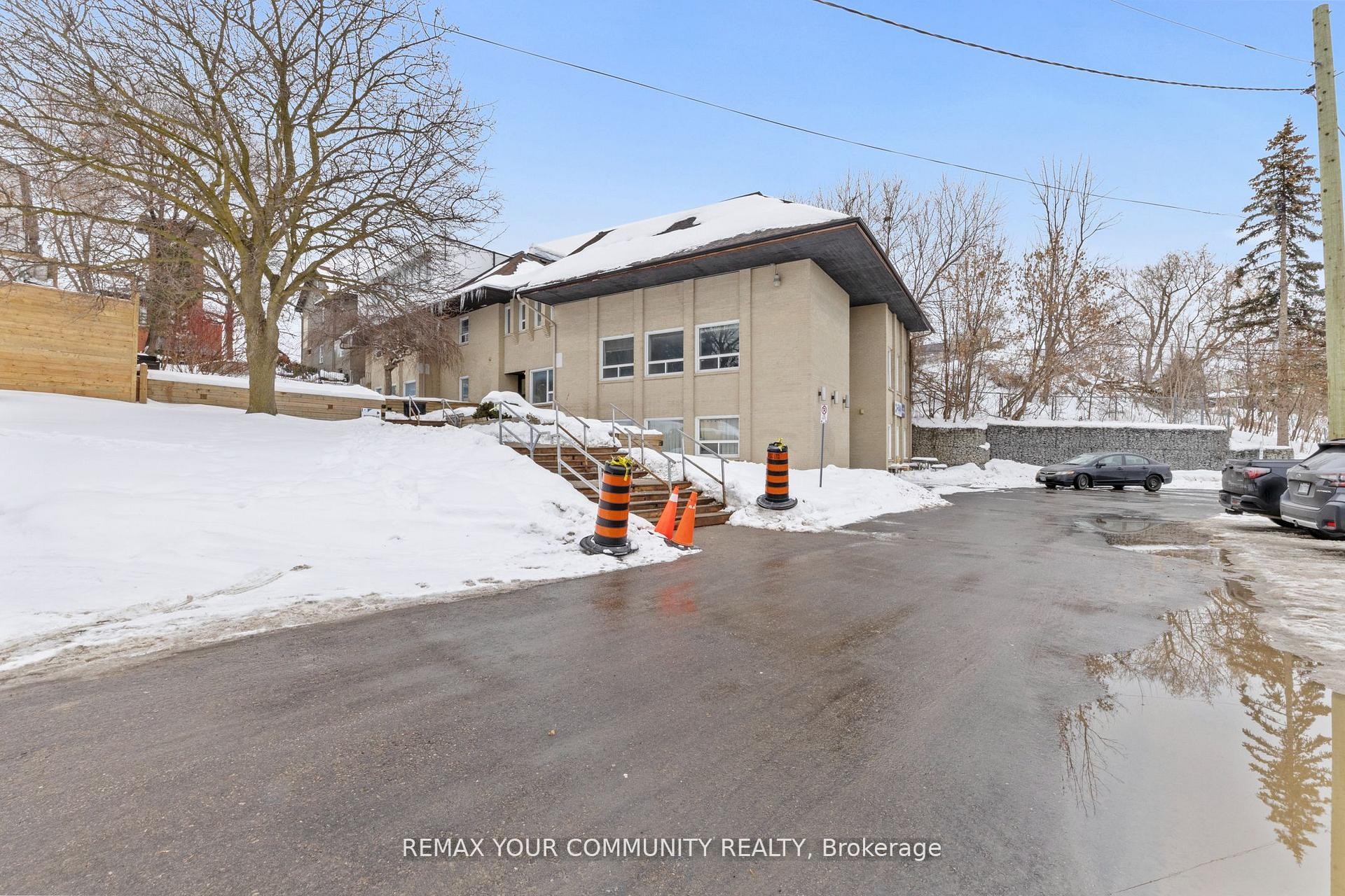 









171


Main

Street South, 102,
Newmarket,




ON
L3Y 3Y9

