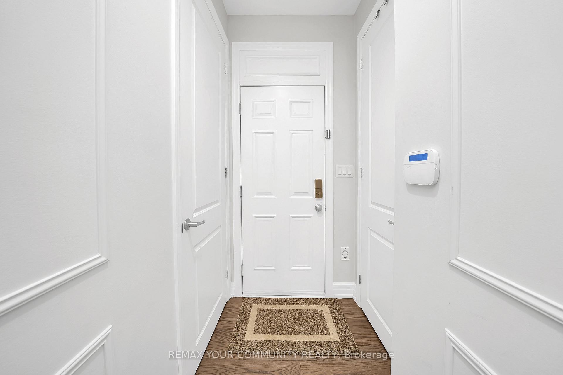 









313


Kleinburg Summit

Way,
Vaughan,




ON
L4H 4S7

