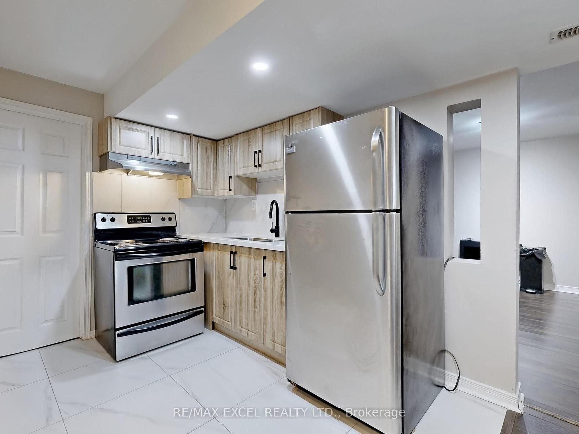 









93


Clearmeadow

Boulevard,
Newmarket,




ON
L3X 2M5

