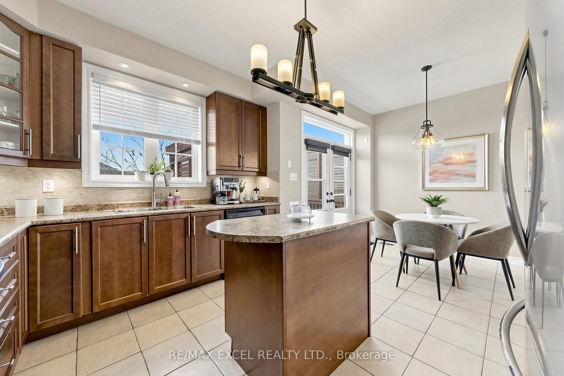 









9


Evaridge

Drive,
Markham,




ON
L6B 1E9

