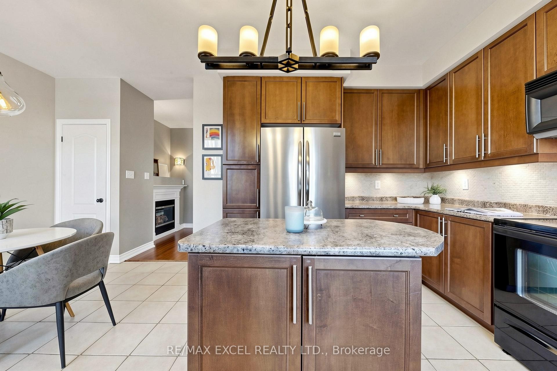 









9


Evaridge

Drive,
Markham,




ON
L6B 1E9

