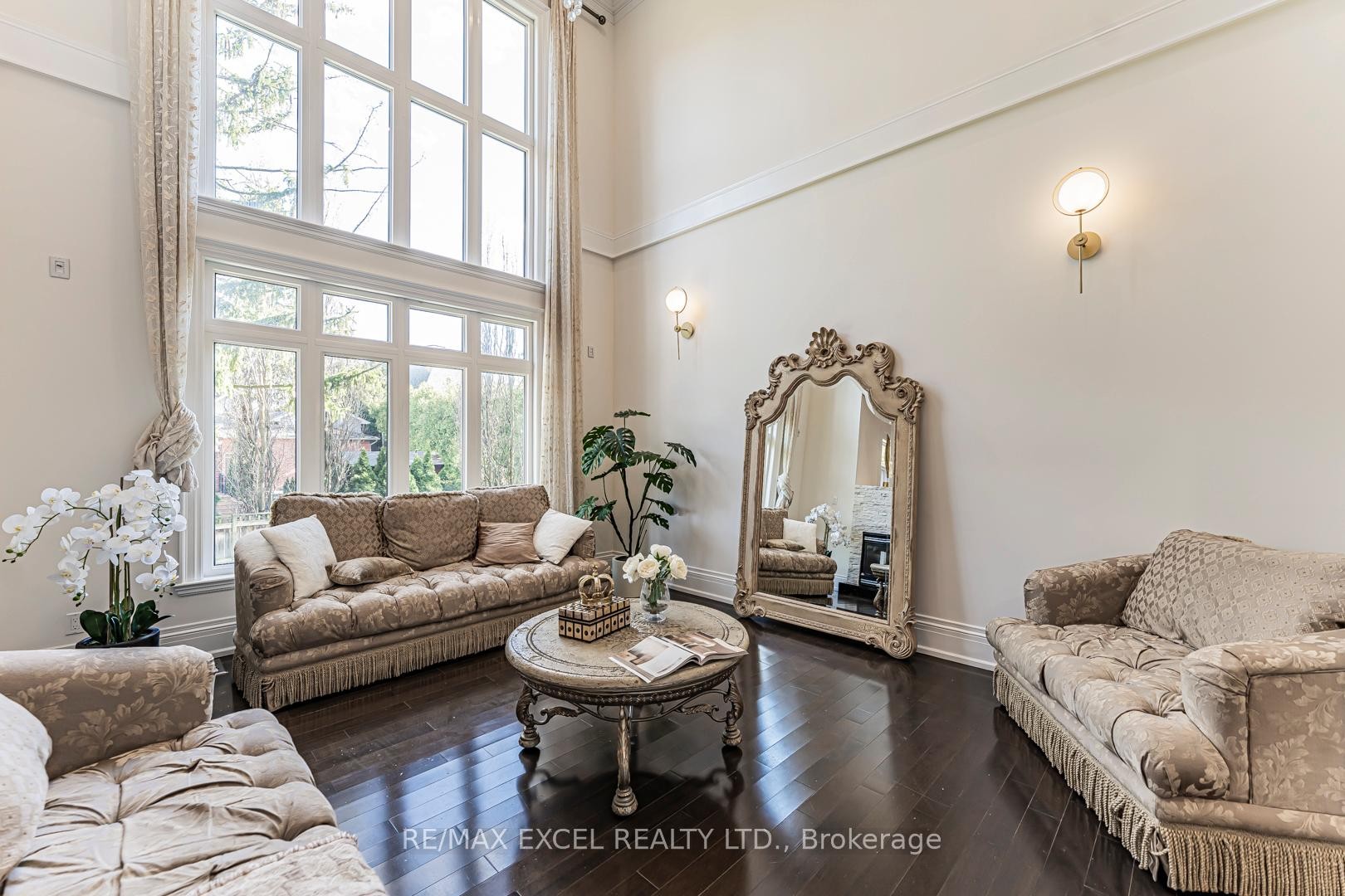 









19


Addison

Street,
Richmond Hill,




ON
L4C 9N1

