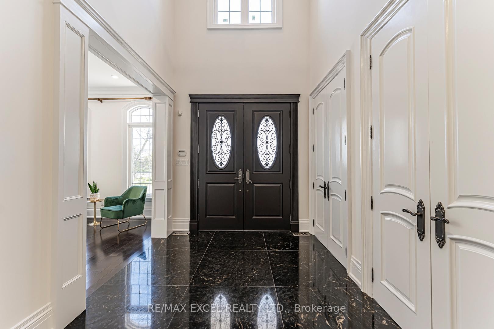 









19


Addison

Street,
Richmond Hill,




ON
L4C 9N1


