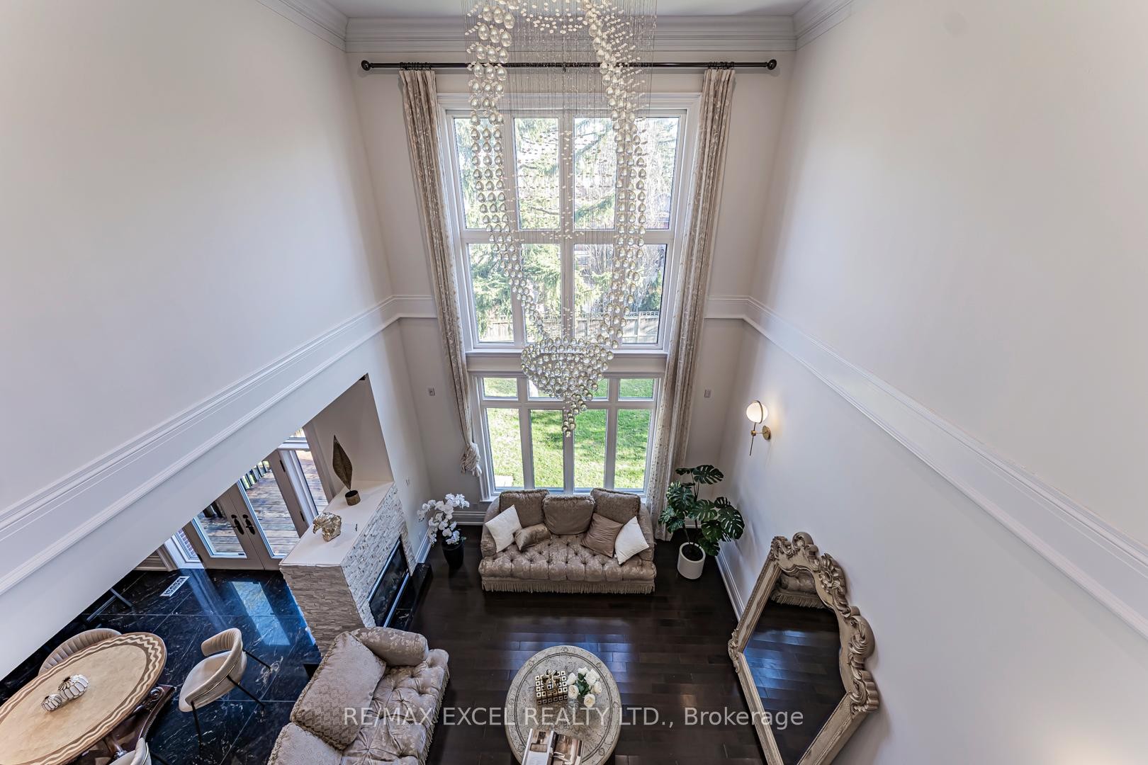 









19


Addison

Street,
Richmond Hill,




ON
L4C 9N1


