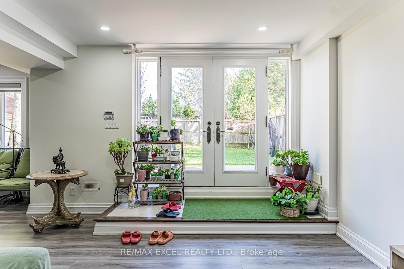 









19


Addison

Street,
Richmond Hill,




ON
L4C 9N1

