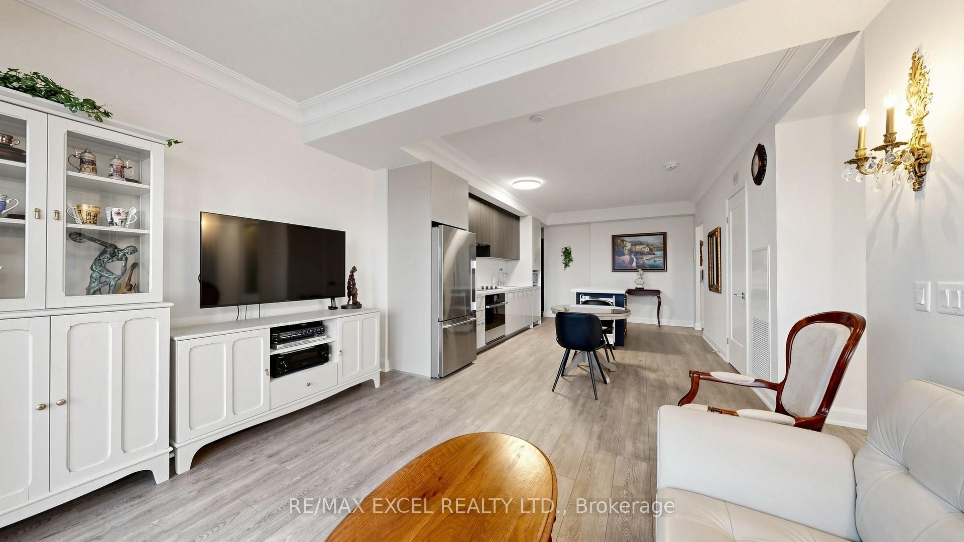 









8


Water Walk

Drive, 1005,
Markham,




ON
L3R 6L4

