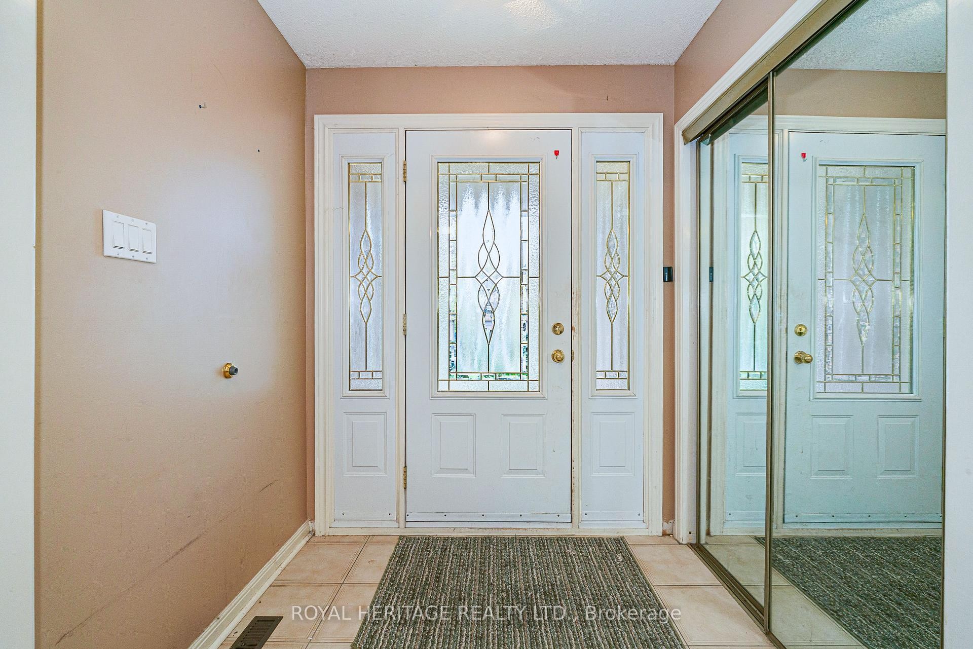 









100


Squire Bakers

Lane,
Markham,




ON
L3P 3H2

