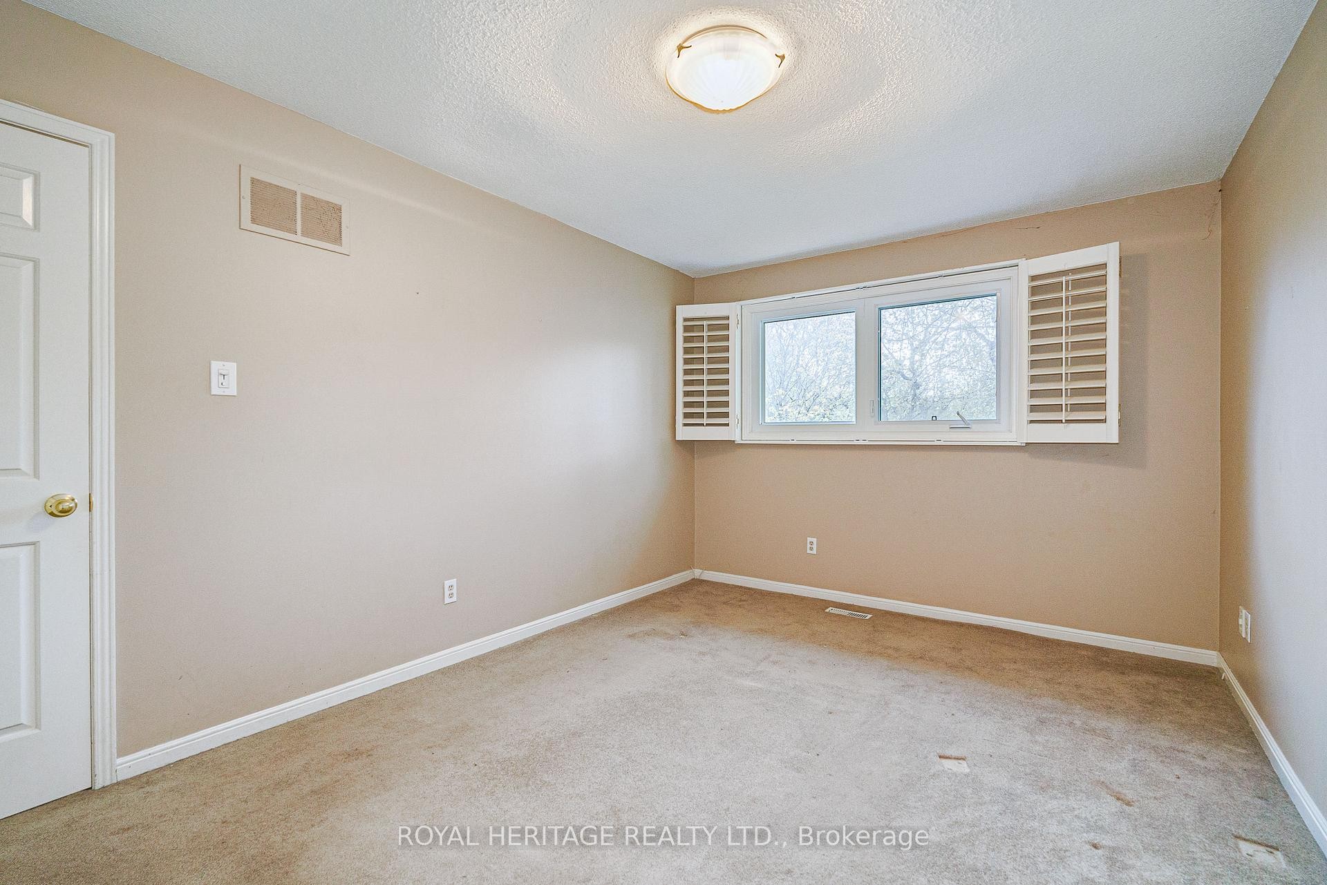 









100


Squire Bakers

Lane,
Markham,




ON
L3P 3H2

