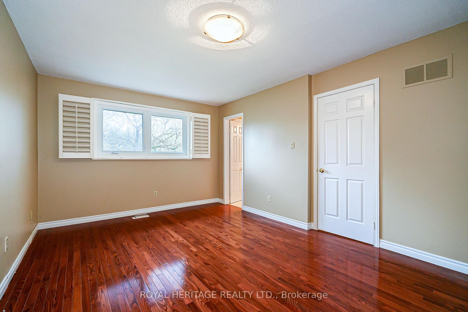 









100


Squire Bakers

Lane,
Markham,




ON
L3P 3H2

