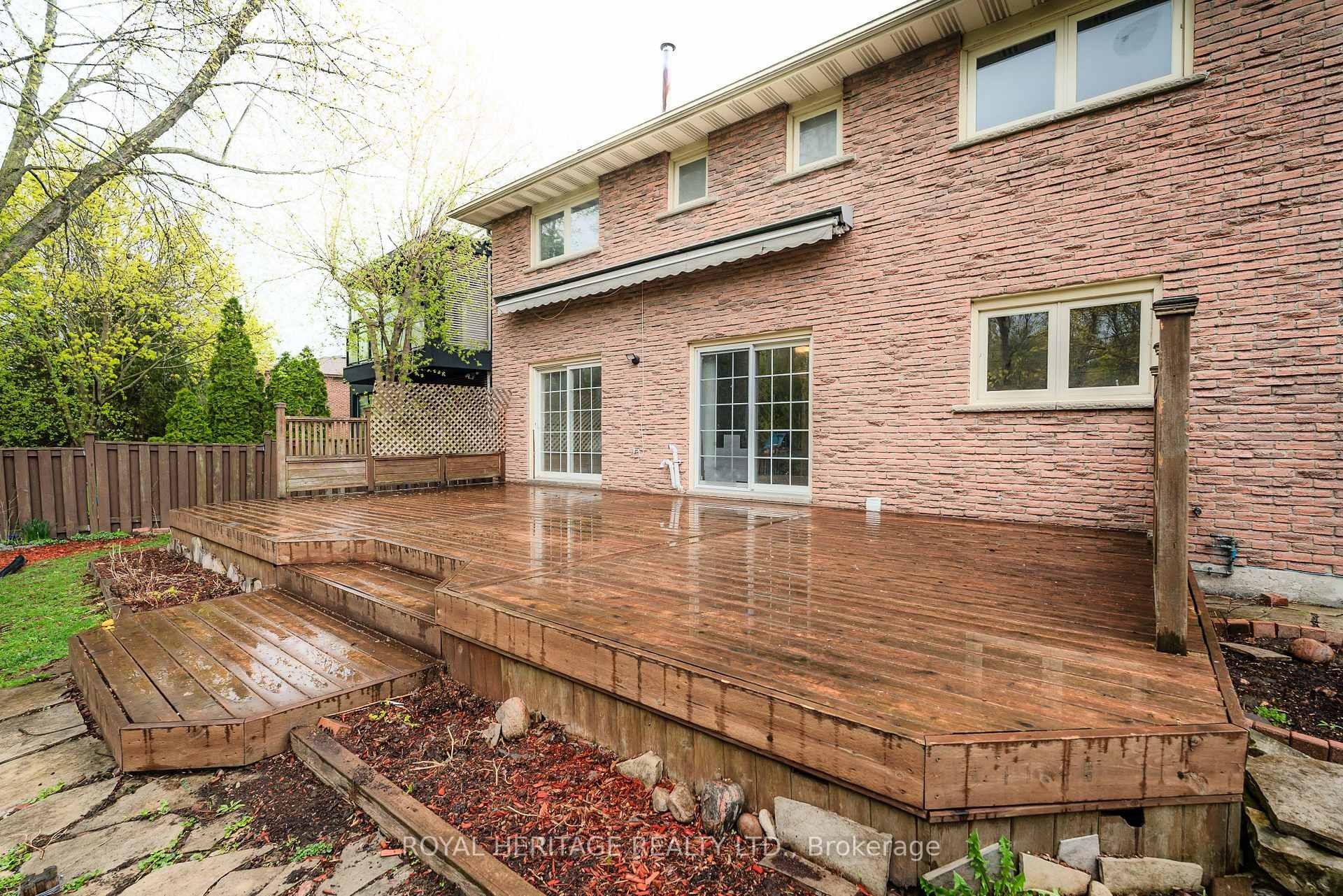 









100


Squire Bakers

Lane,
Markham,




ON
L3P 3H2

