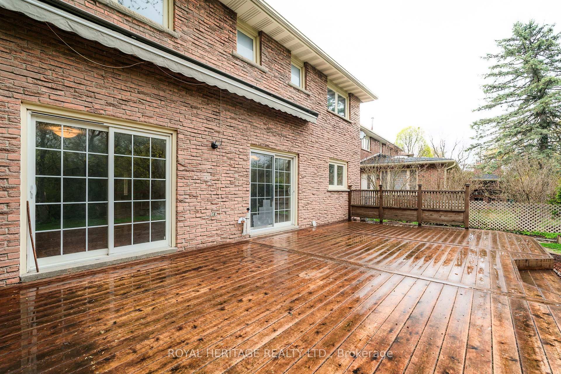 









100


Squire Bakers

Lane,
Markham,




ON
L3P 3H2

