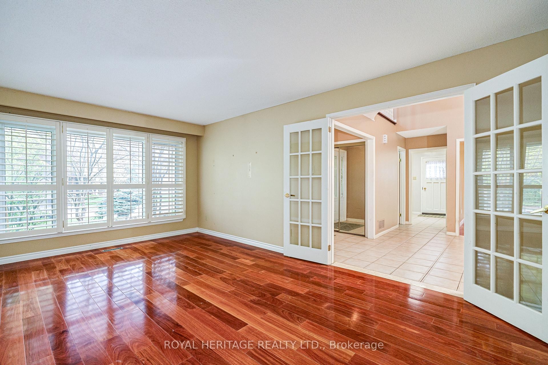 









100


Squire Bakers

Lane,
Markham,




ON
L3P 3H2

